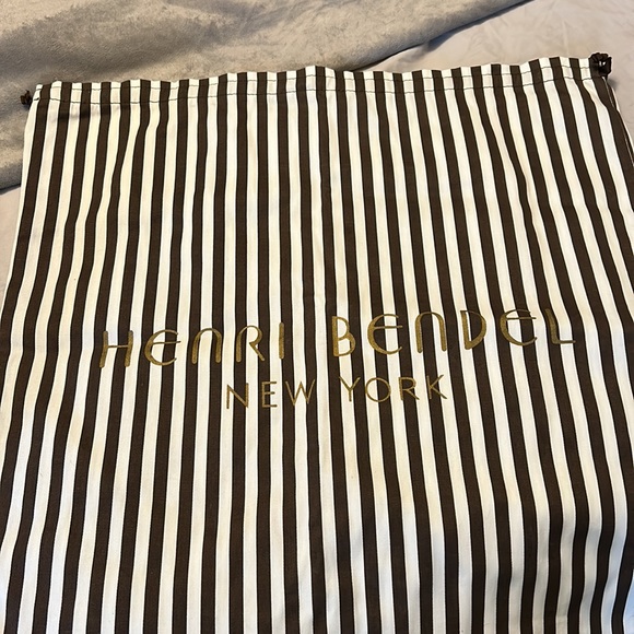 Henri Bendel top handle bag - Picture 12 of 12